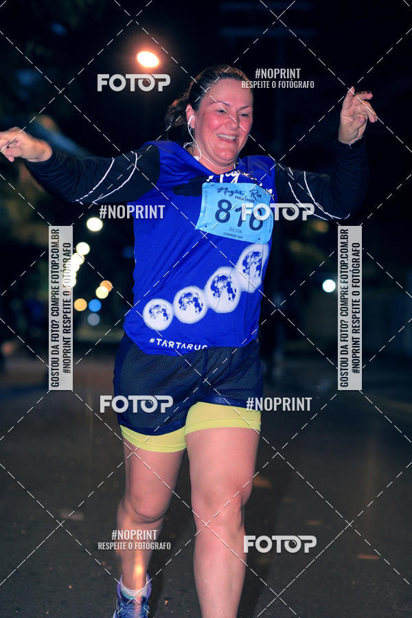 Buy your photos of the eventNight Run 5K 10K Praia Grande on Fotop