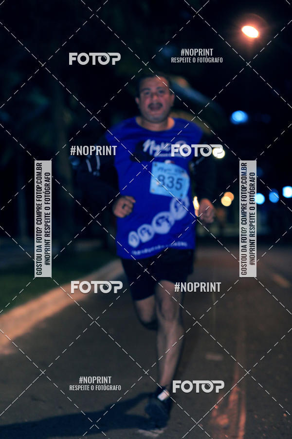 Buy your photos of the eventNight Run 5K 10K Praia Grande on Fotop