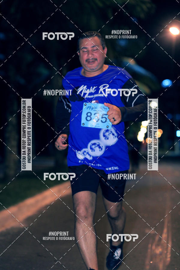 Buy your photos of the eventNight Run 5K 10K Praia Grande on Fotop