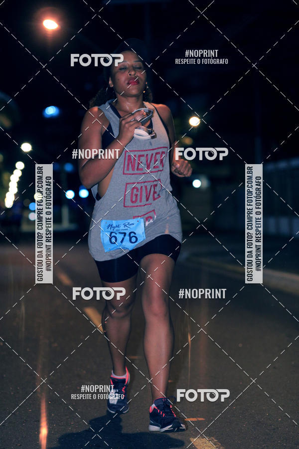 Buy your photos of the eventNight Run 5K 10K Praia Grande on Fotop