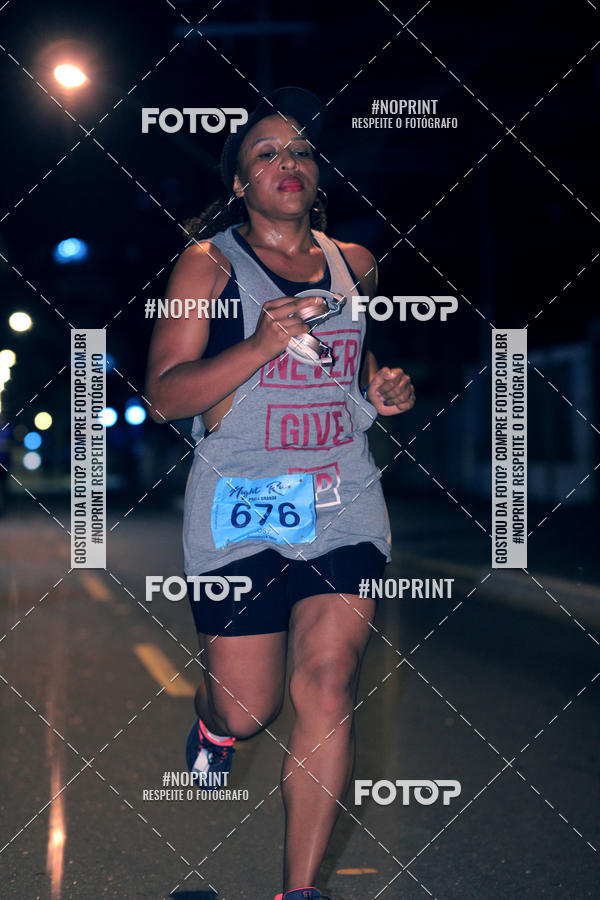 Buy your photos of the eventNight Run 5K 10K Praia Grande on Fotop