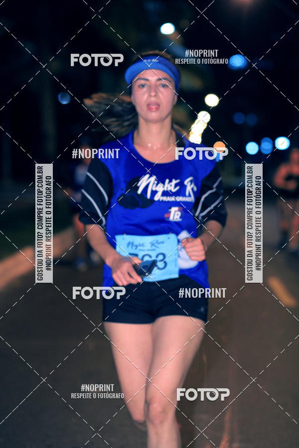 Buy your photos of the eventNight Run 5K 10K Praia Grande on Fotop