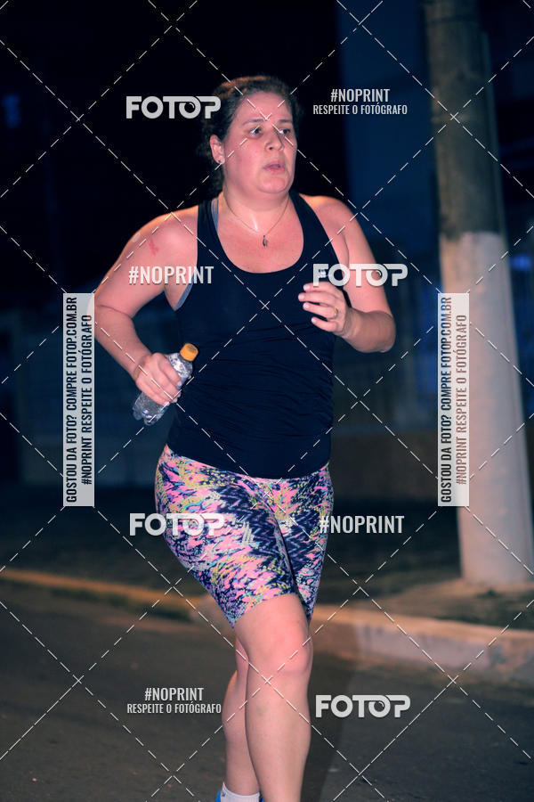 Buy your photos of the eventNight Run 5K 10K Praia Grande on Fotop