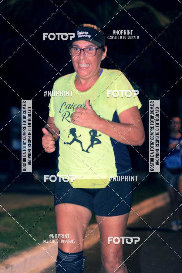 Buy your photos of the eventNight Run 5K 10K Praia Grande on Fotop