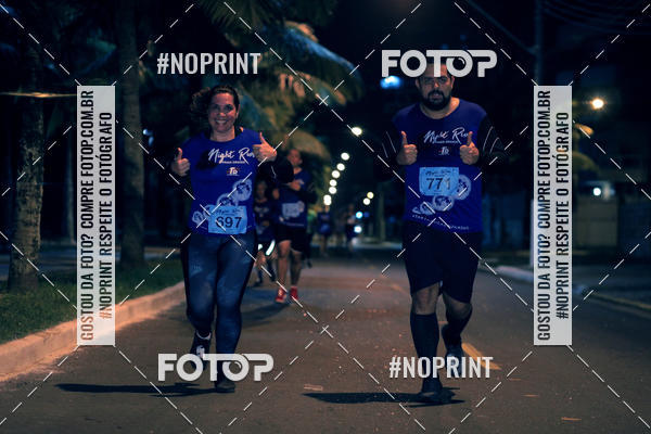 Buy your photos of the eventNight Run 5K 10K Praia Grande on Fotop