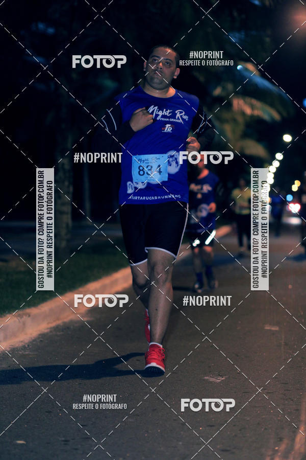 Buy your photos of the eventNight Run 5K 10K Praia Grande on Fotop
