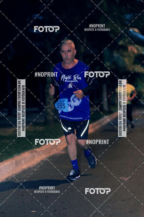 Buy your photos of the eventNight Run 5K 10K Praia Grande on Fotop