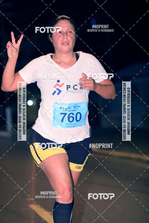 Buy your photos of the eventNight Run 5K 10K Praia Grande on Fotop