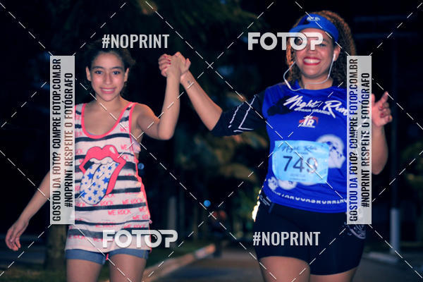 Buy your photos of the eventNight Run 5K 10K Praia Grande on Fotop