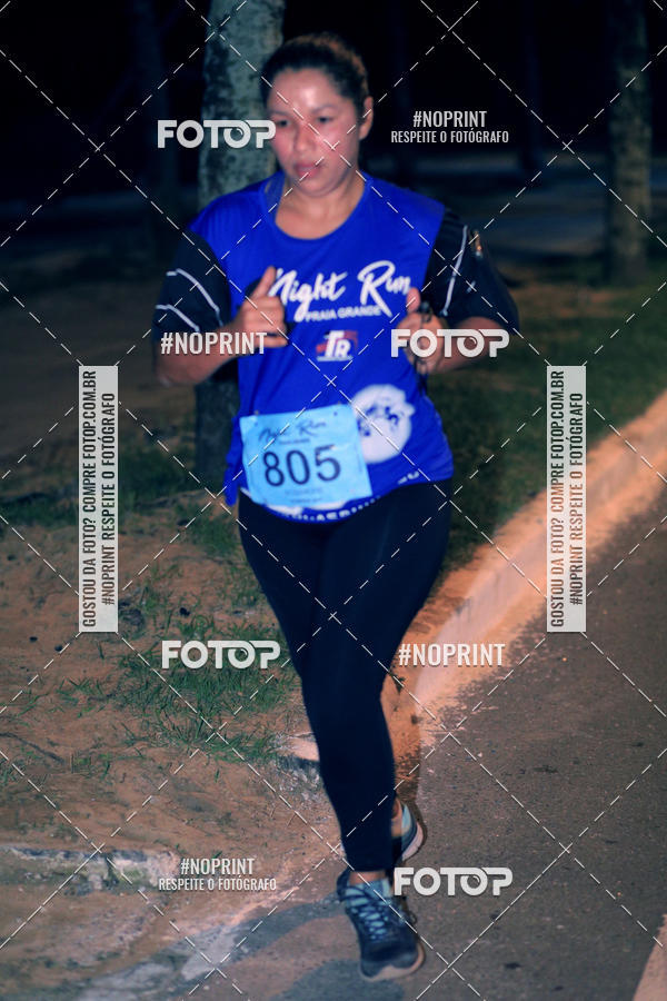 Buy your photos of the eventNight Run 5K 10K Praia Grande on Fotop