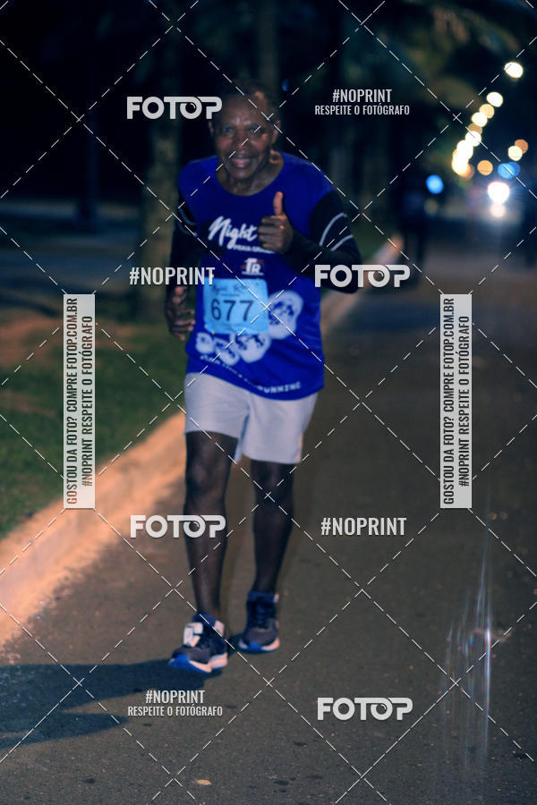 Buy your photos of the eventNight Run 5K 10K Praia Grande on Fotop