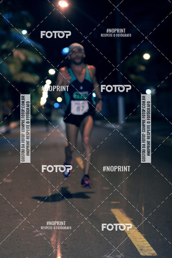 Buy your photos of the eventNight Run 5K 10K Praia Grande on Fotop