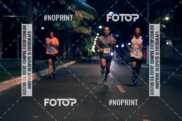 Buy your photos of the eventNight Run 5K 10K Praia Grande on Fotop