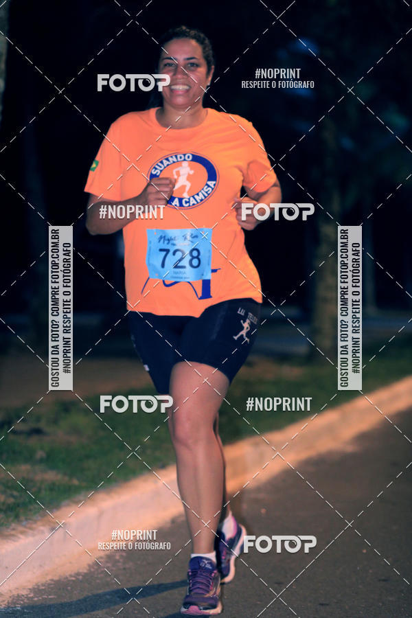 Buy your photos of the eventNight Run 5K 10K Praia Grande on Fotop