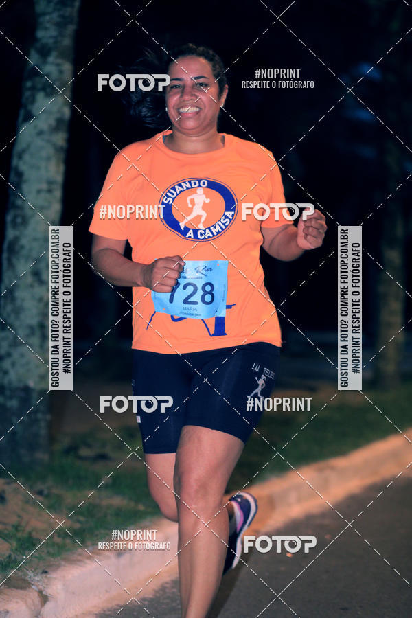 Buy your photos of the eventNight Run 5K 10K Praia Grande on Fotop