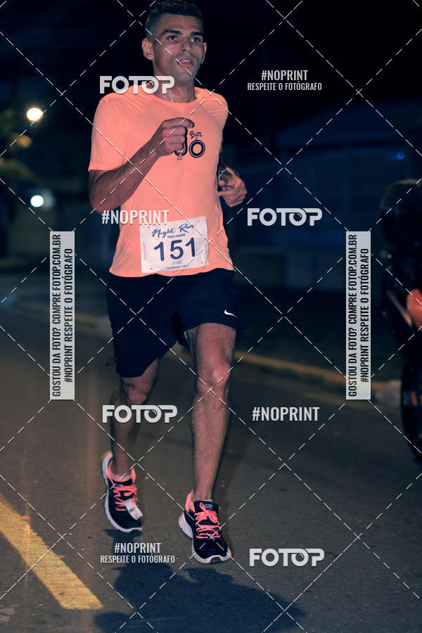 Buy your photos of the eventNight Run 5K 10K Praia Grande on Fotop