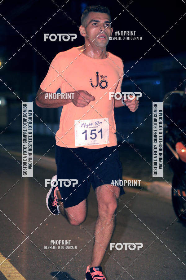 Buy your photos of the eventNight Run 5K 10K Praia Grande on Fotop