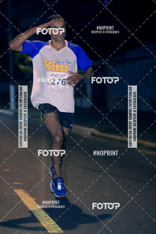 Buy your photos of the eventNight Run 5K 10K Praia Grande on Fotop