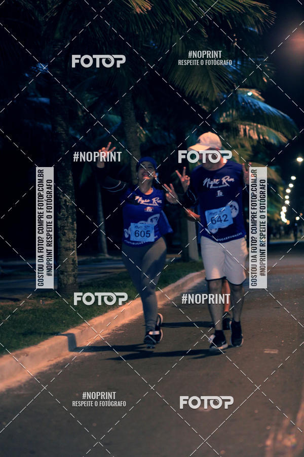 Buy your photos of the eventNight Run 5K 10K Praia Grande on Fotop