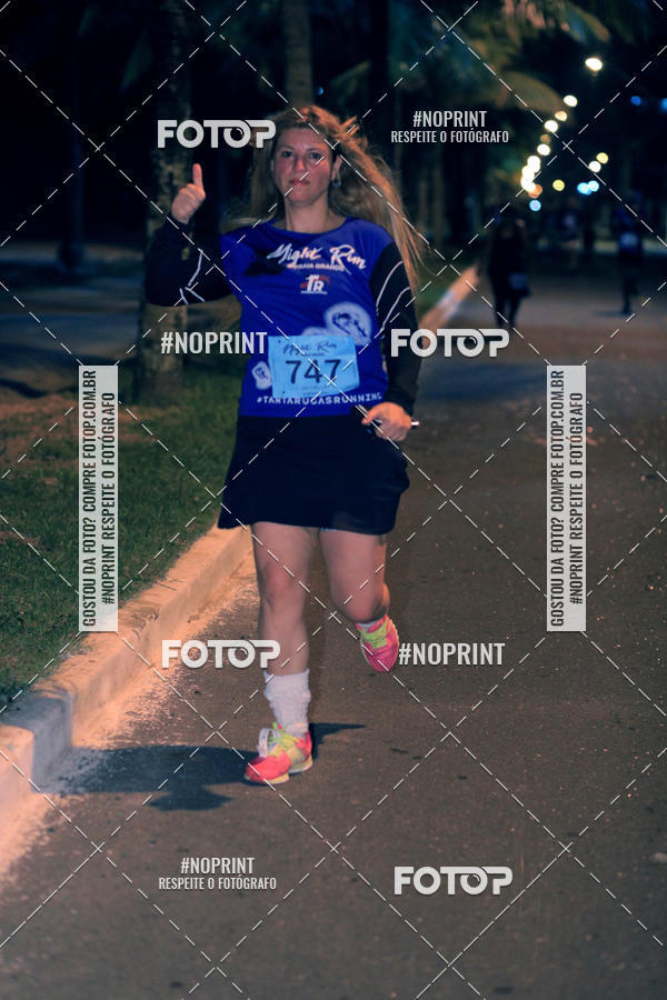 Buy your photos of the eventNight Run 5K 10K Praia Grande on Fotop