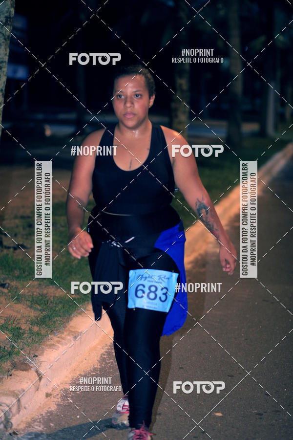 Buy your photos of the eventNight Run 5K 10K Praia Grande on Fotop
