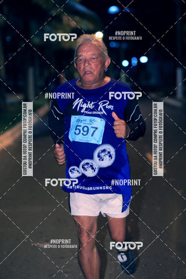 Buy your photos of the eventNight Run 5K 10K Praia Grande on Fotop