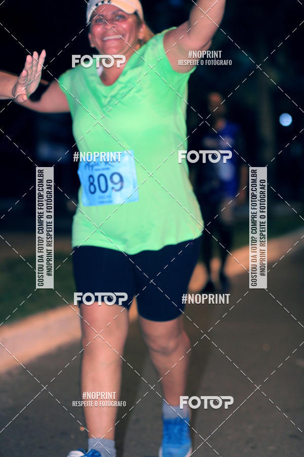 Buy your photos of the eventNight Run 5K 10K Praia Grande on Fotop