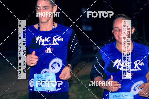 Buy your photos of the eventNight Run 5K 10K Praia Grande on Fotop