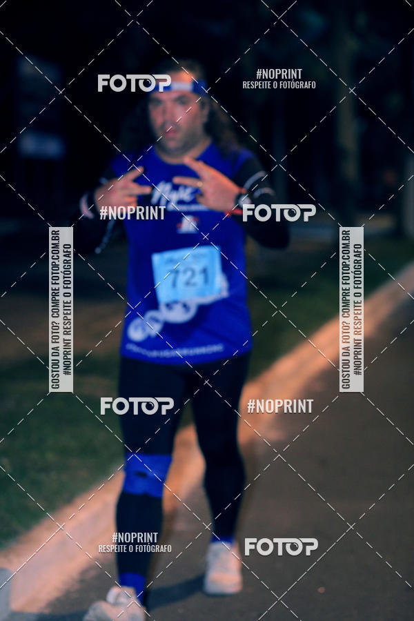 Buy your photos of the eventNight Run 5K 10K Praia Grande on Fotop