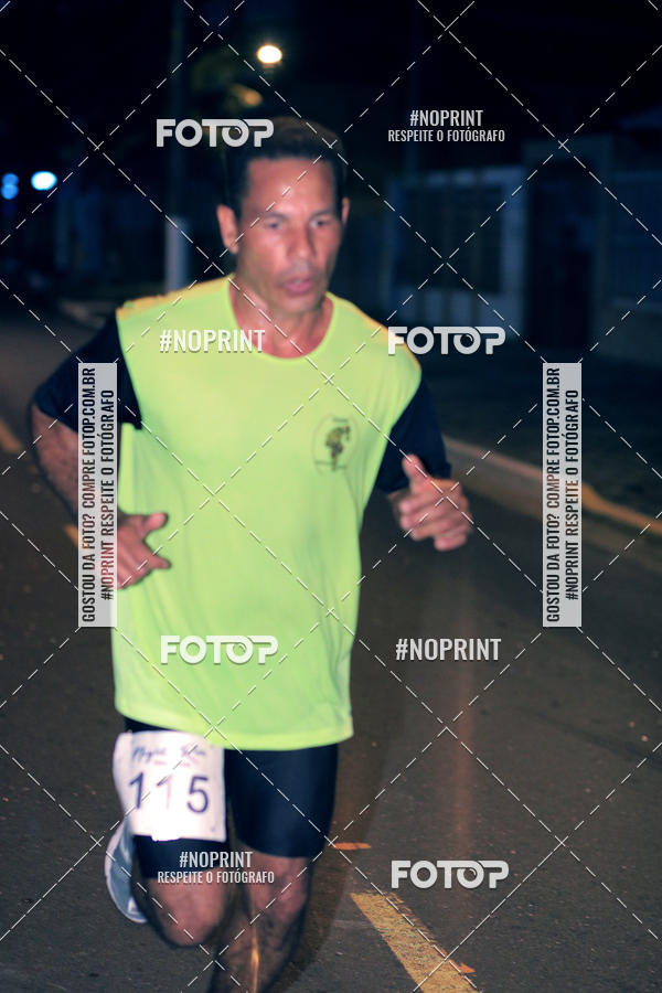 Buy your photos of the eventNight Run 5K 10K Praia Grande on Fotop