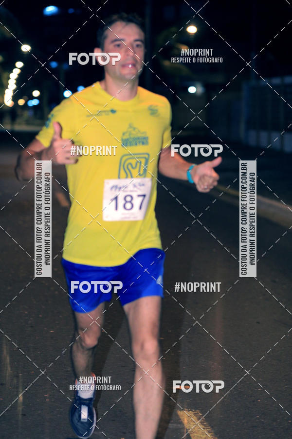 Buy your photos of the eventNight Run 5K 10K Praia Grande on Fotop