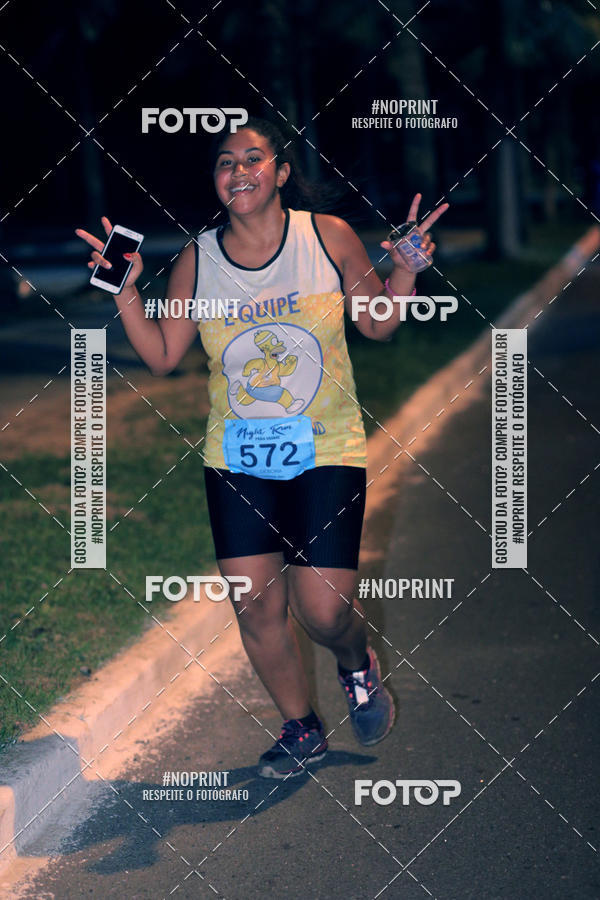 Buy your photos of the eventNight Run 5K 10K Praia Grande on Fotop