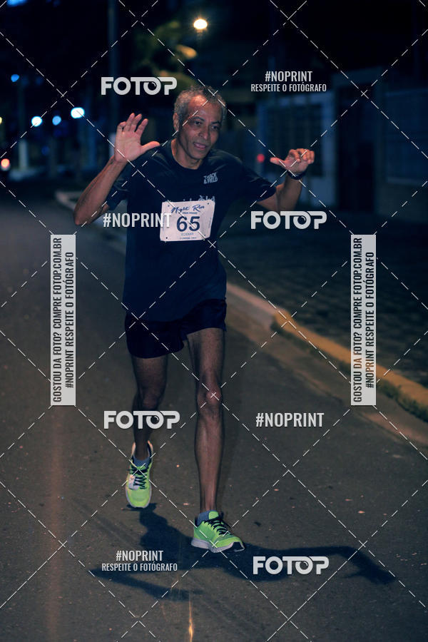 Buy your photos of the eventNight Run 5K 10K Praia Grande on Fotop