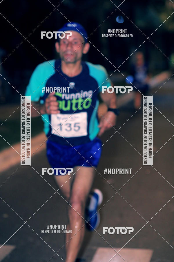 Buy your photos of the eventNight Run 5K 10K Praia Grande on Fotop