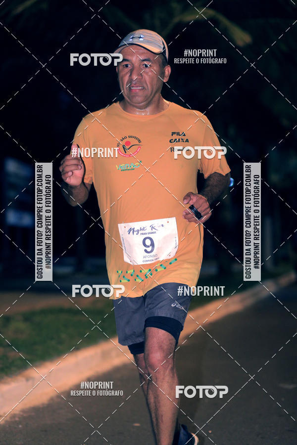Buy your photos of the eventNight Run 5K 10K Praia Grande on Fotop