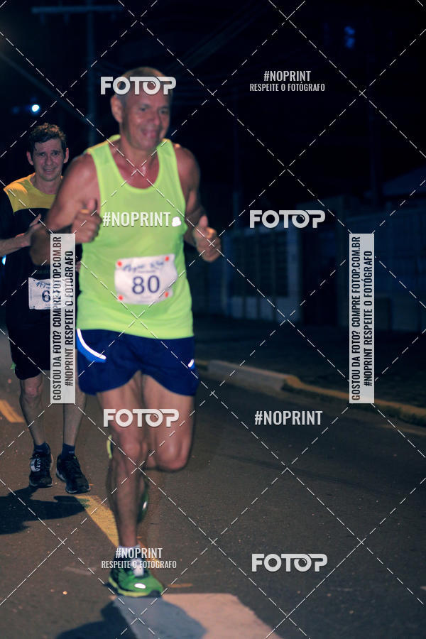 Buy your photos of the eventNight Run 5K 10K Praia Grande on Fotop