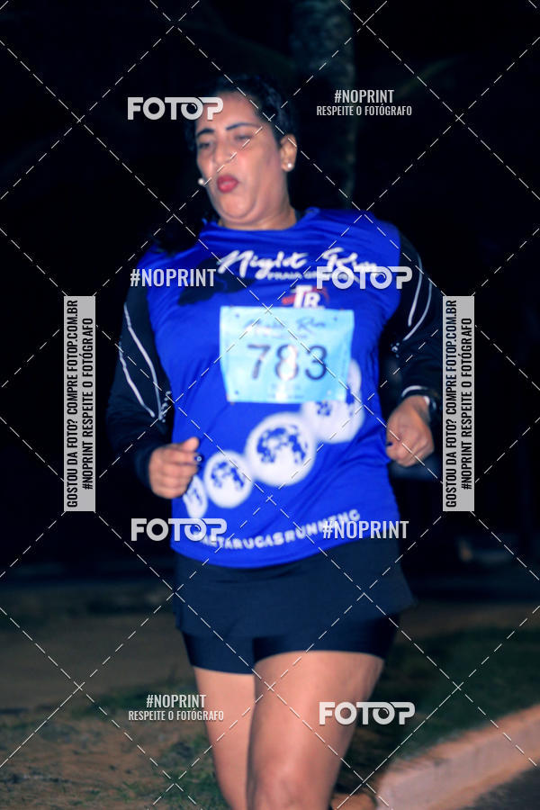 Buy your photos of the eventNight Run 5K 10K Praia Grande on Fotop
