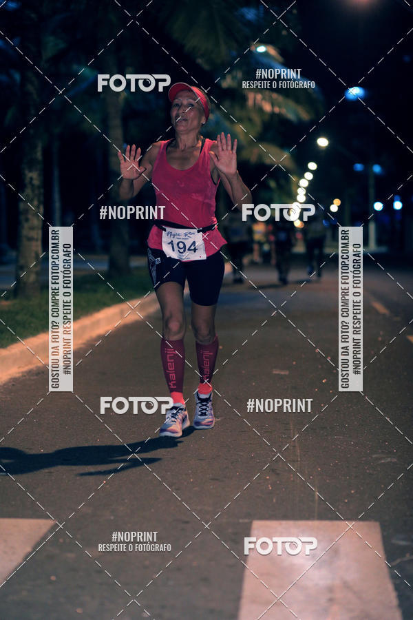 Buy your photos of the eventNight Run 5K 10K Praia Grande on Fotop