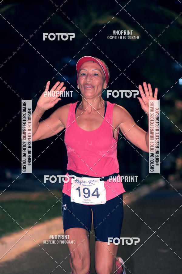 Buy your photos of the eventNight Run 5K 10K Praia Grande on Fotop