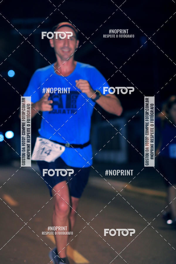 Buy your photos of the eventNight Run 5K 10K Praia Grande on Fotop