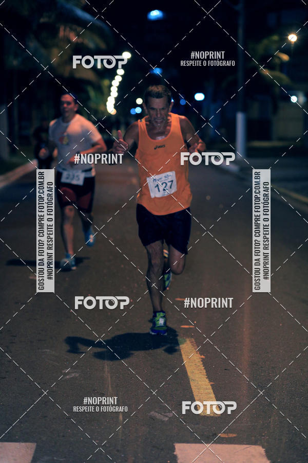 Buy your photos of the eventNight Run 5K 10K Praia Grande on Fotop