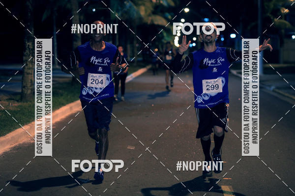 Buy your photos of the eventNight Run 5K 10K Praia Grande on Fotop