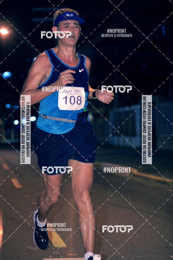 Buy your photos of the eventNight Run 5K 10K Praia Grande on Fotop