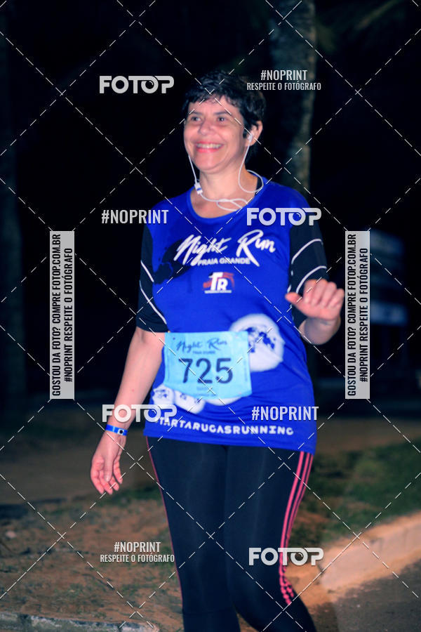 Buy your photos of the eventNight Run 5K 10K Praia Grande on Fotop