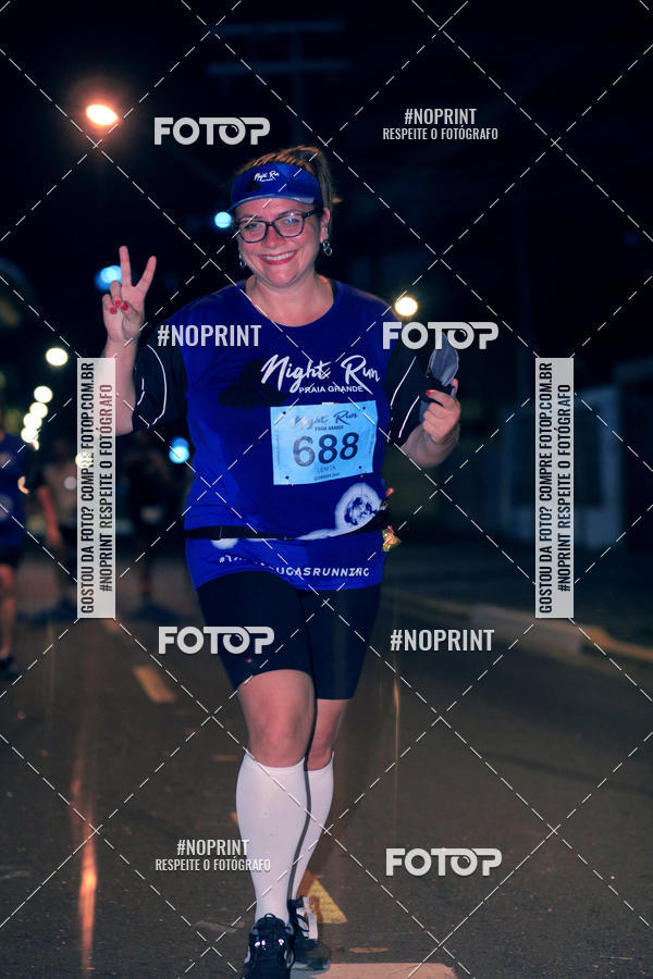 Buy your photos of the eventNight Run 5K 10K Praia Grande on Fotop