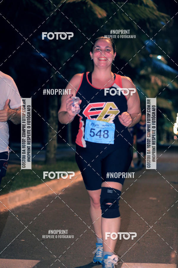 Buy your photos of the eventNight Run 5K 10K Praia Grande on Fotop