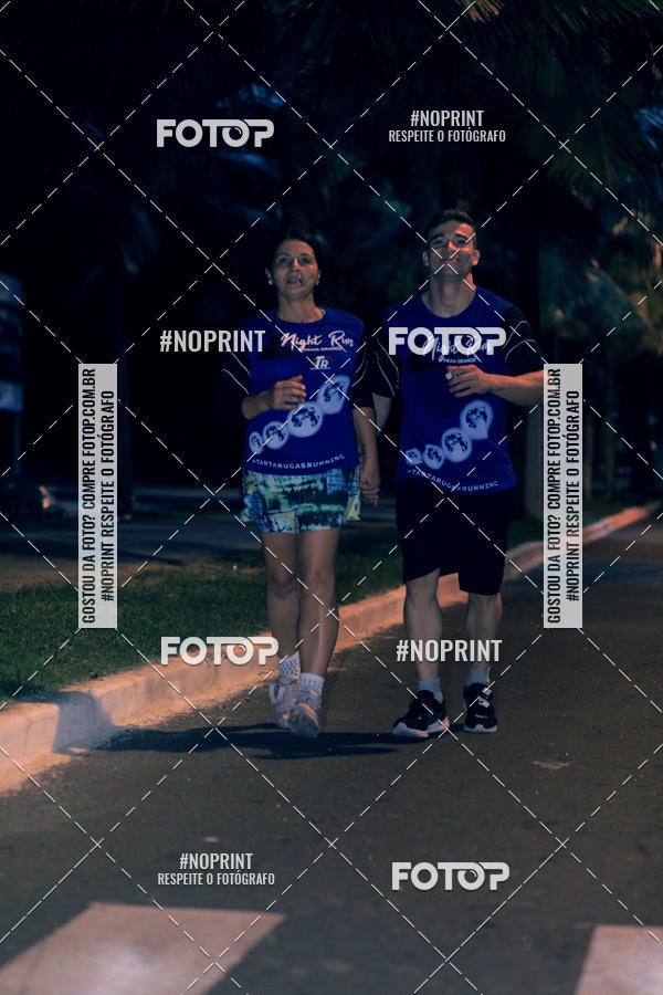 Buy your photos of the eventNight Run 5K 10K Praia Grande on Fotop