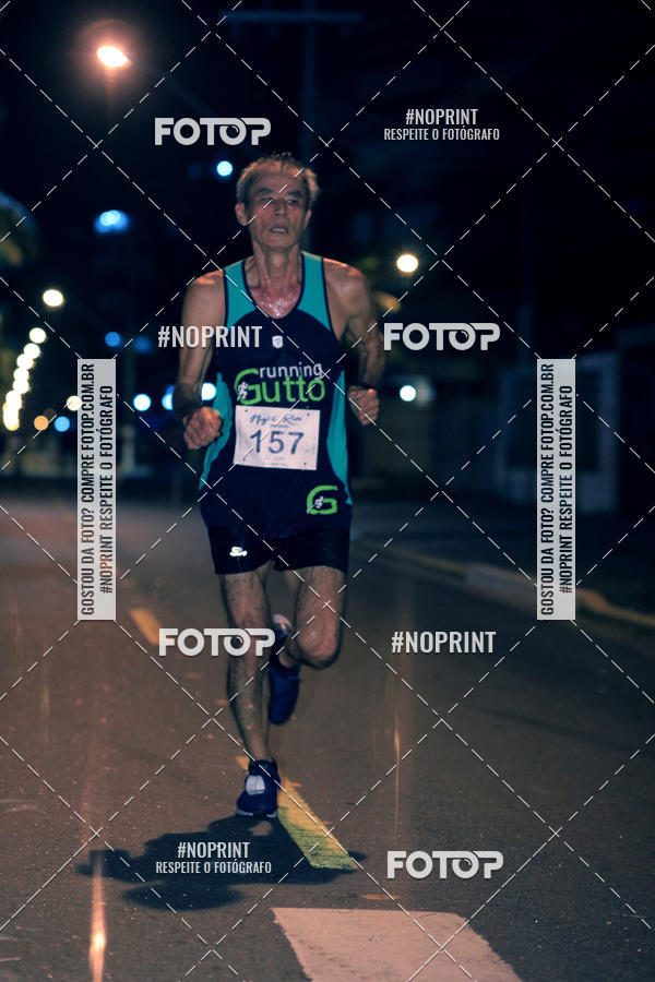 Buy your photos of the eventNight Run 5K 10K Praia Grande on Fotop