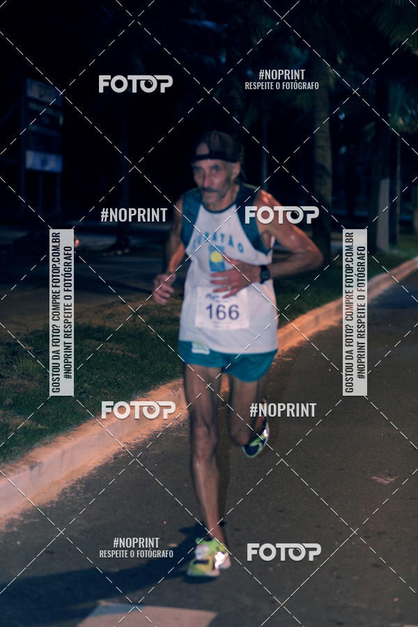 Buy your photos of the eventNight Run 5K 10K Praia Grande on Fotop