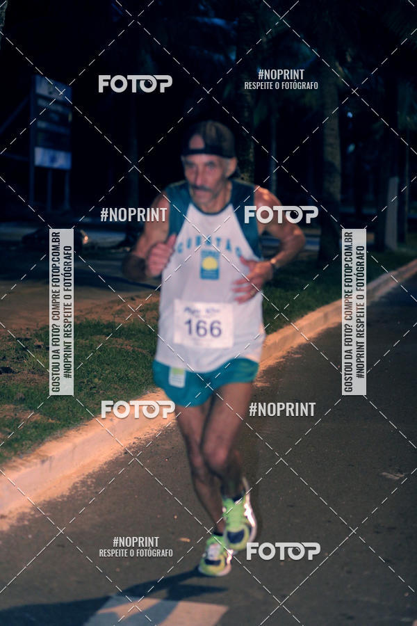 Buy your photos of the eventNight Run 5K 10K Praia Grande on Fotop